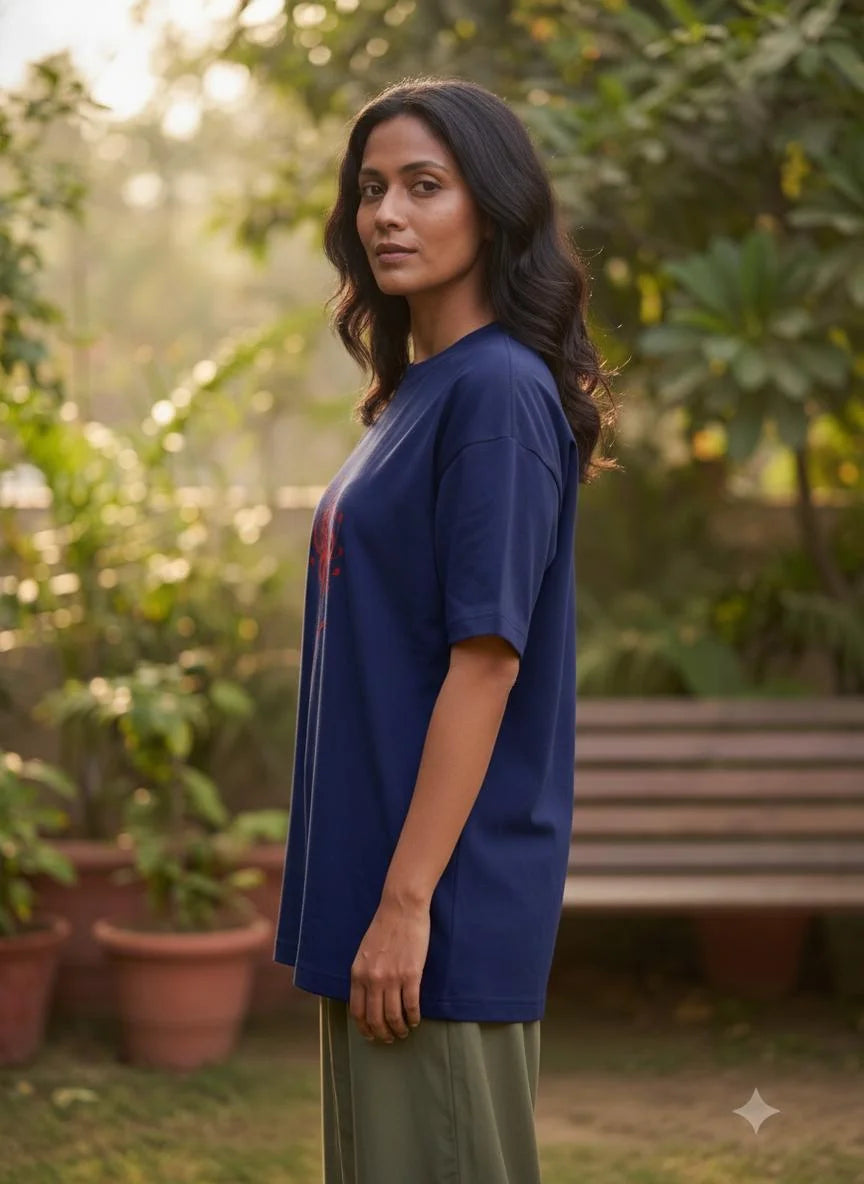 स्पाइडर लिली - Oversized Tshirt