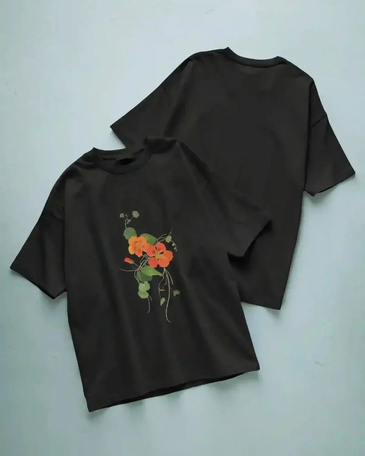 Present in bloom - oversized tshirt